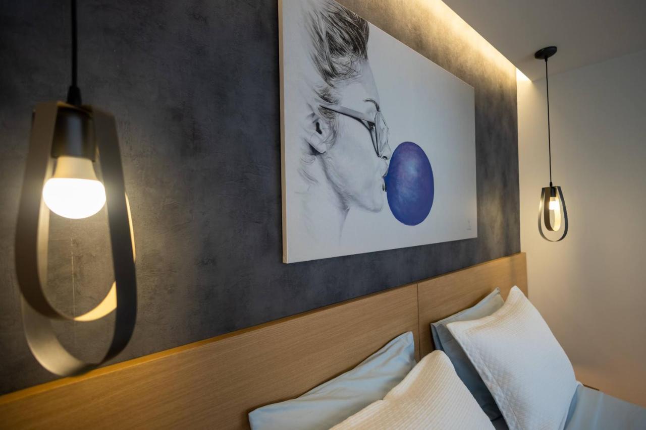 Triple A - Prime Location - Between Monastiraki & Syntagma Square-Free Parking! Athen Eksteriør bilde