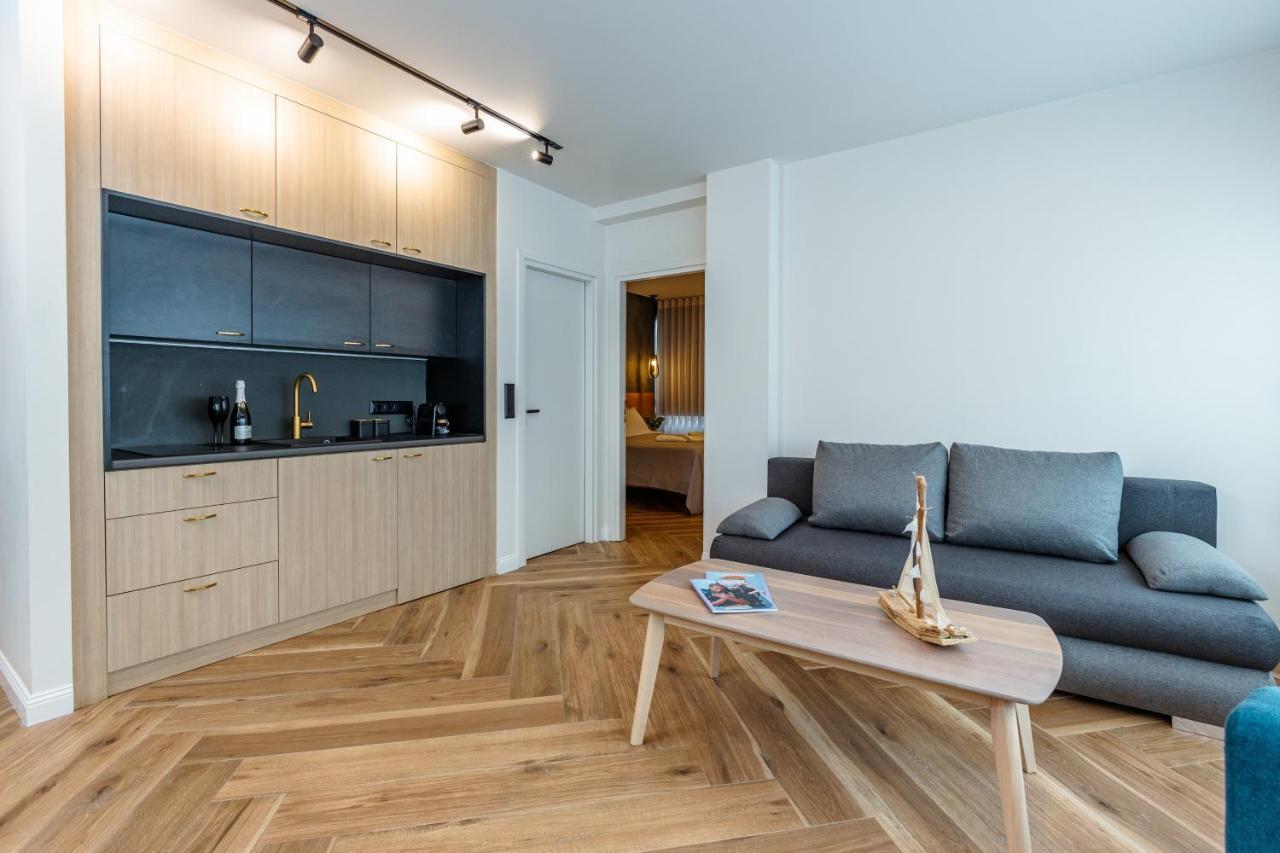 Triple A - Prime Location - Between Monastiraki & Syntagma Square-Free Parking! Athen Eksteriør bilde